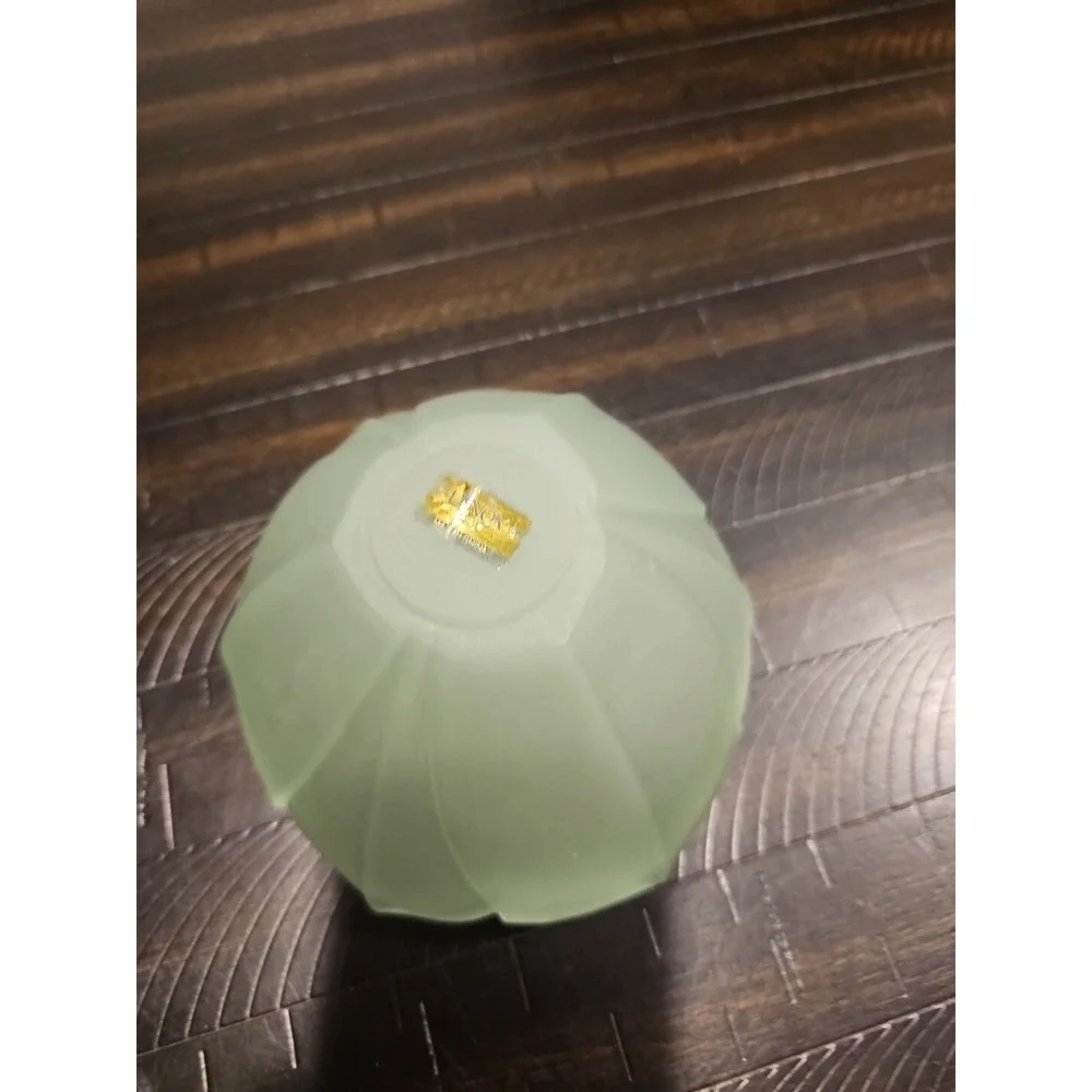 Lenox Mint green Tulip Lotus Frosted Glass Flower‎ Bowl/Dish 6